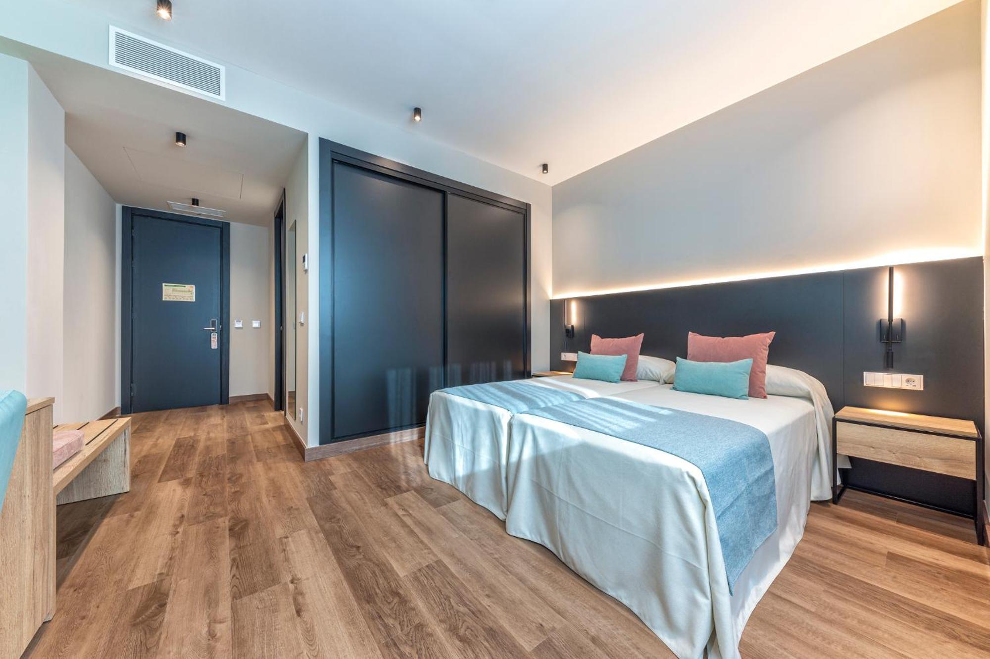 Universa Hoteles San Vicente Raspeig Exterior photo